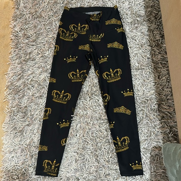 Victoria's Secret Pants - Victorias Secret Sport‎ Crown Leggings. Women’s S.
